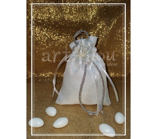 Μπομπονιέρα γάμου πουγκί λουλούδι με πέρλα